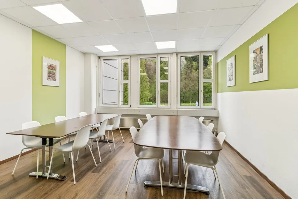 Produktions- und Lagerfläche mit Büro - Verkehrsanbindung in alle R...