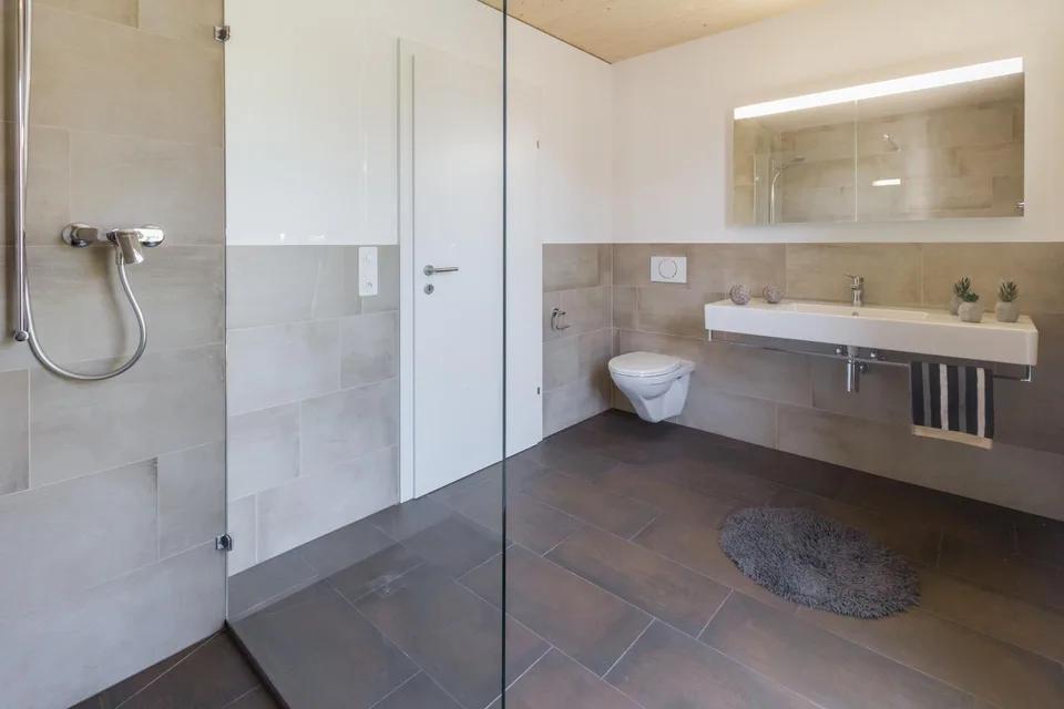 Helle 3.5-Zimmer mit Balkon zu vermieten