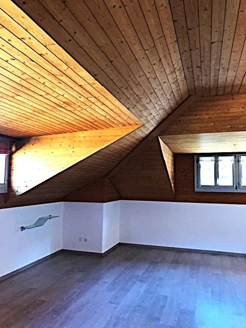 Studio mansardé confortable à Bellinzona-Daro – photo 6 sur 9