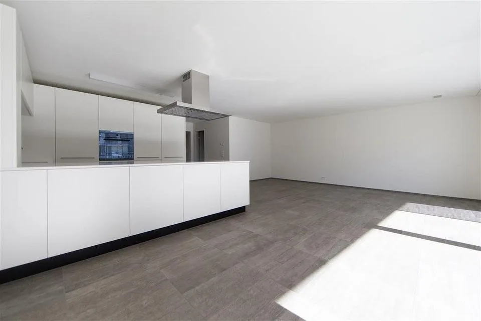 Wunderschöne 5.5 Zimmer-Wohnung in Domat/Ems zu vermieten!