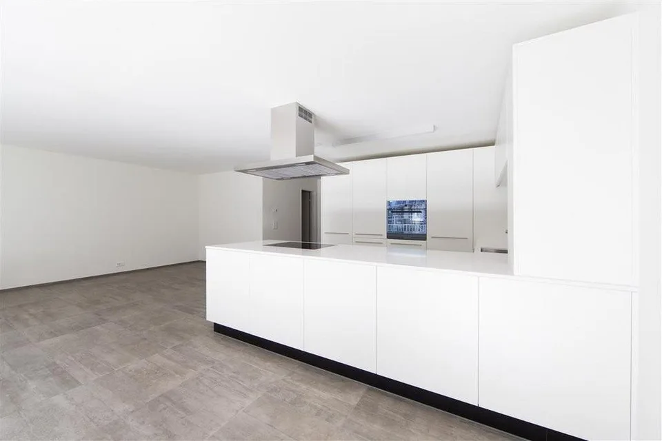 Wunderschöne 5.5 Zimmer-Wohnung in Domat/Ems zu vermieten!