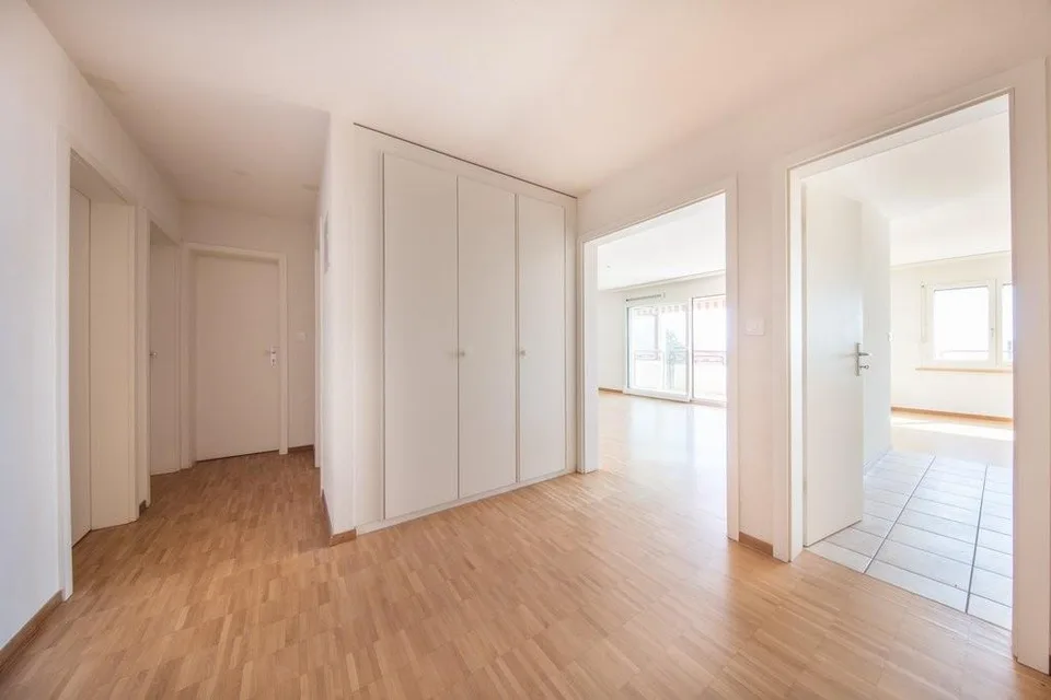 Zu ergreifen! Prächtige Wohnung mit Blick auf den See!