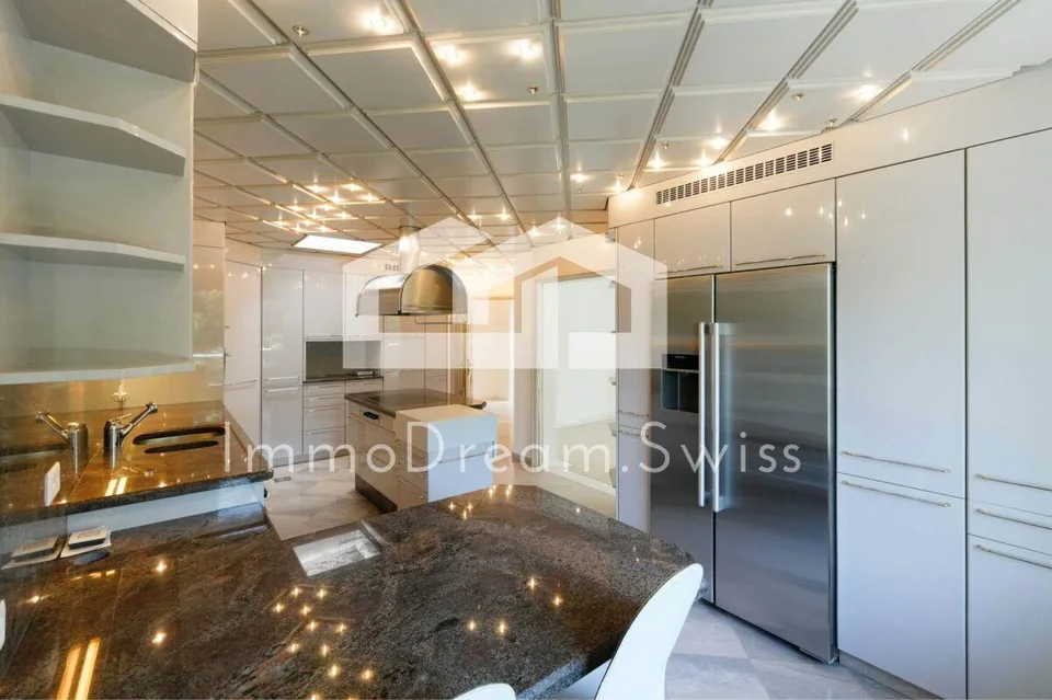 Grosszügige, sowie helle 4 ½ Zi. Maisonette-Eigentumswg., in der «R...