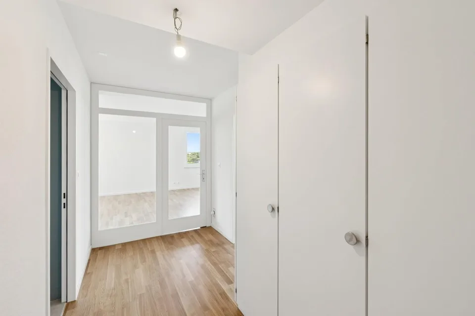 Appartement de 3,5 pièces fraîchement rénové dans un excellent emplacement à Pratteln
