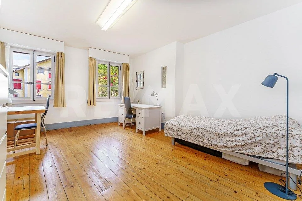 267 m2 utile au centre de Moudon – Foto 9 von 13