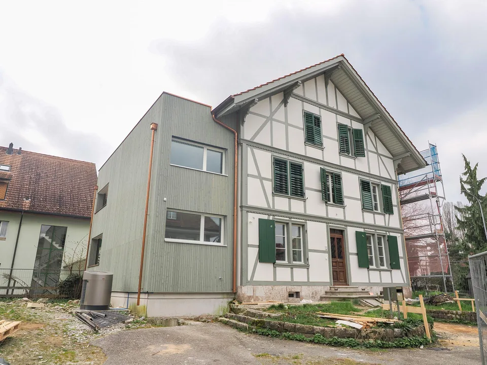 Neu erstellte 3.5-Zimmer-Dachwohnung (2.OG) in Aarwangen