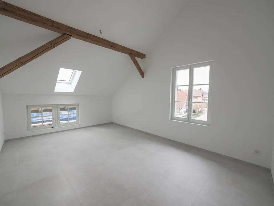 Neu erstellte 3.5-Zimmer-Dachwohnung (2.OG) in Aarwangen