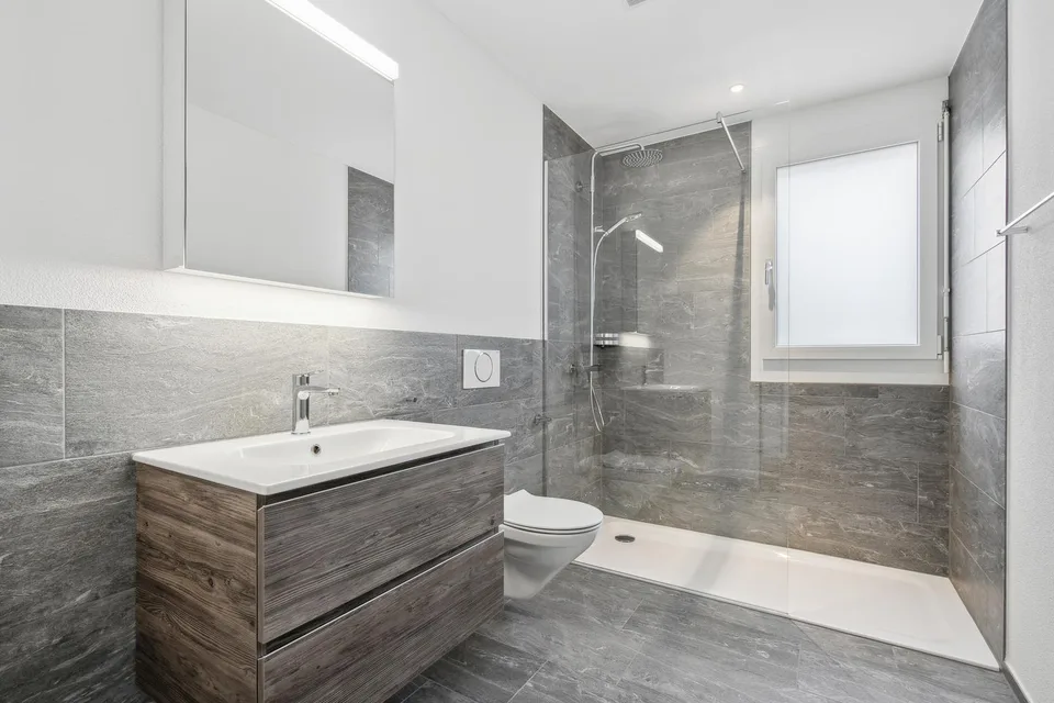 Zentrale, moderne 3.5 Zimmer Wohnung