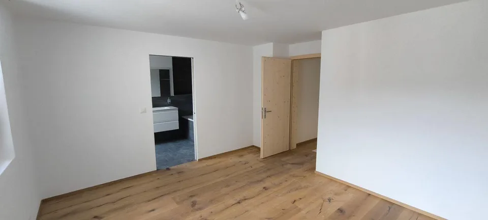 4.5 Zimmer Wohnung (Neubau)