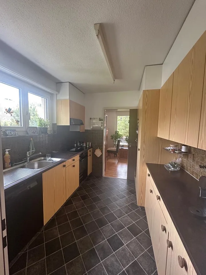 gemütliche 4.5 Zimmer Wohnung zu vermieten