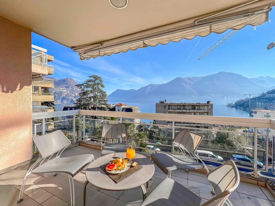 Prestigioso appartamento vista lago a Lugano