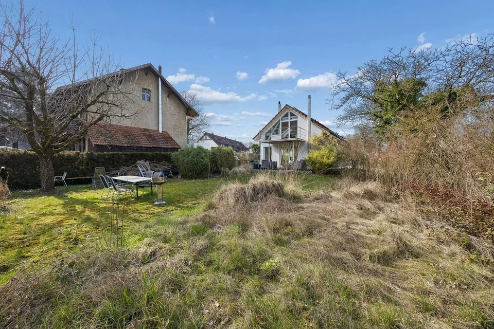 790 m² Grundstück in sonniger Wohnlage - vielseitige Möglichkeiten ...