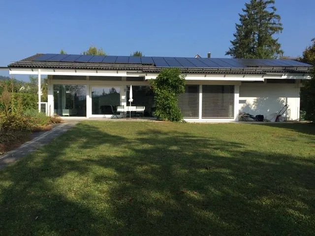 Bungalow mit grossem Garten Nähe Spital an Einzelperson zu vermieten.