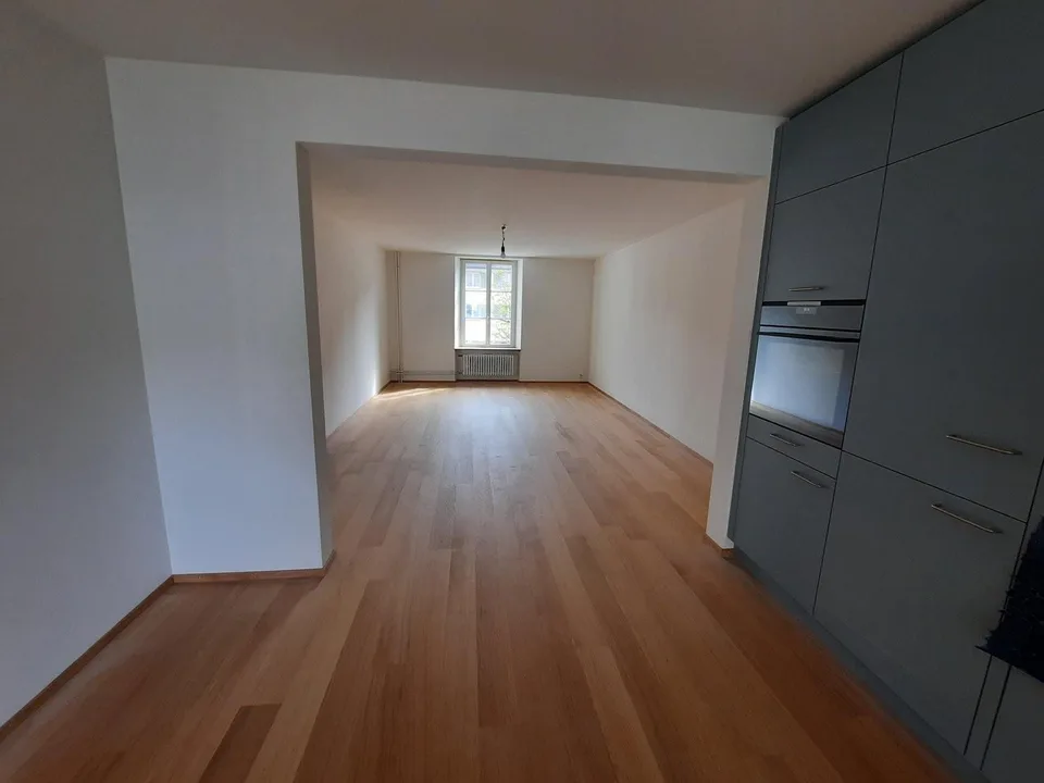 Stilvolle 3.5-Zimmerwohnung in Lausen zu vermieten