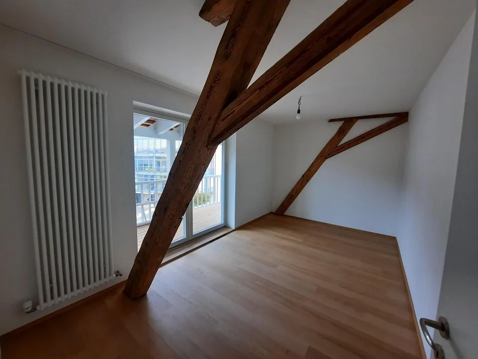 Stilvolle 3.5-Zimmerwohnung in Lausen zu vermieten