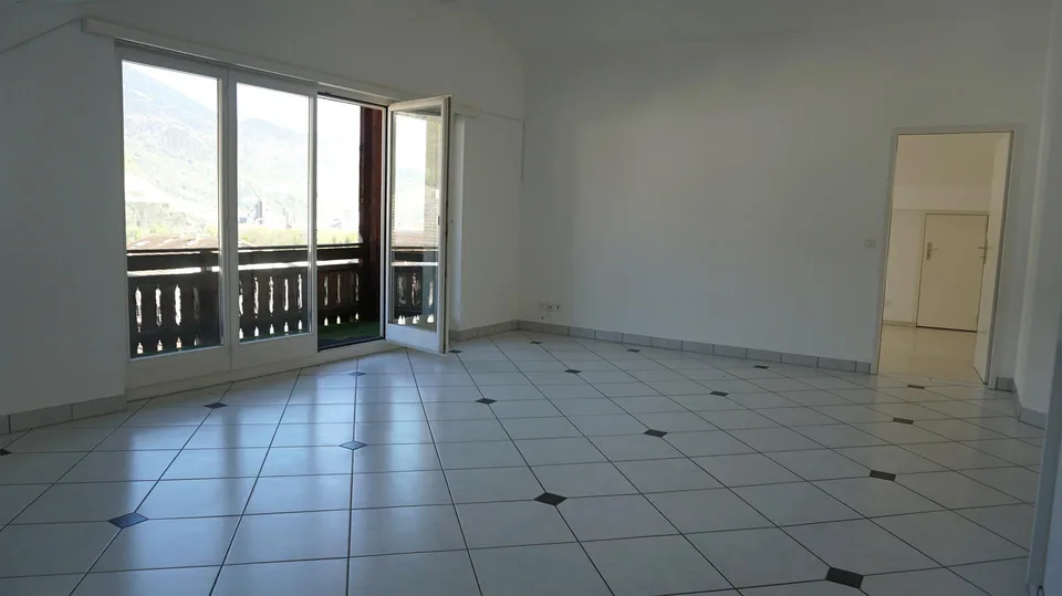 Trimmis - 4½-Zimmer-Dachwohnung