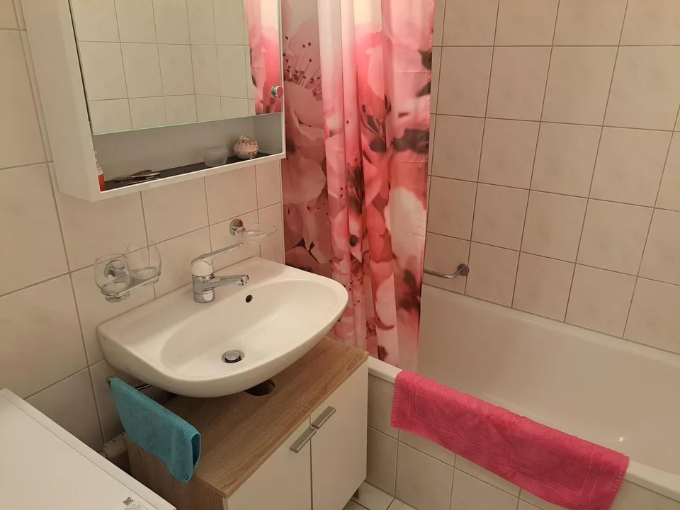 schöne und helle 3.5 Zimmer Wohnung zu vermieten