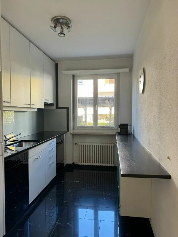 Appartamento giardino 3.5 locali con garage a Losone – foto 10 di 13