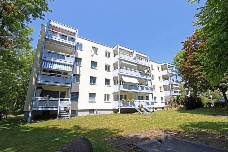 Charmante 3.5 Zimmer-Wohnung im Hochparterre