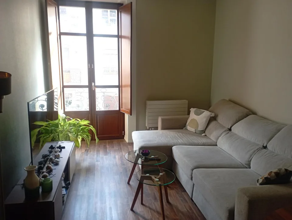 Quartiere delle Eaux-Vives: Spazioso 4 Locali | 70 m2 Vicino ai Servizi e ai Trasporti