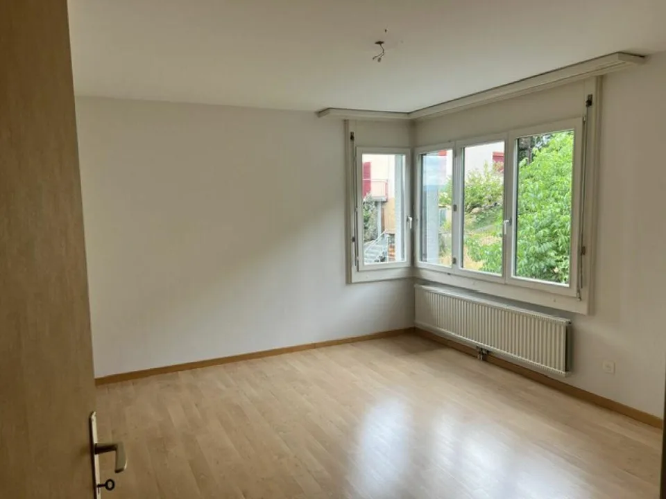 Appartamento maisonette di 5,5 locali situato in zona tranquilla con balcone in affitto – foto 6 di 11
