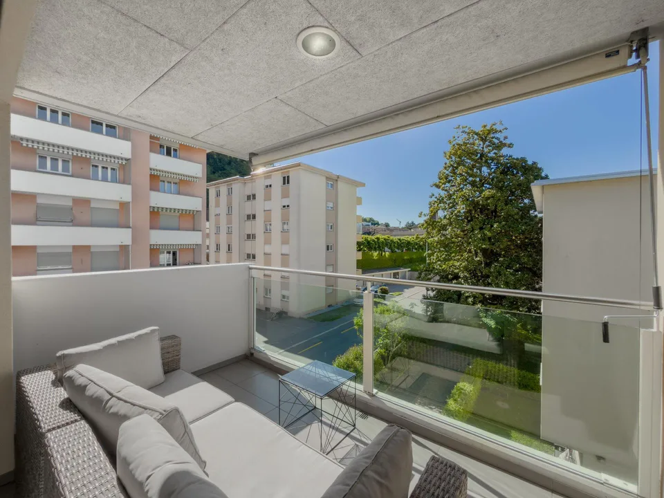 2,5 pièces au dernier étage avec piscine, salle de sport et sauna