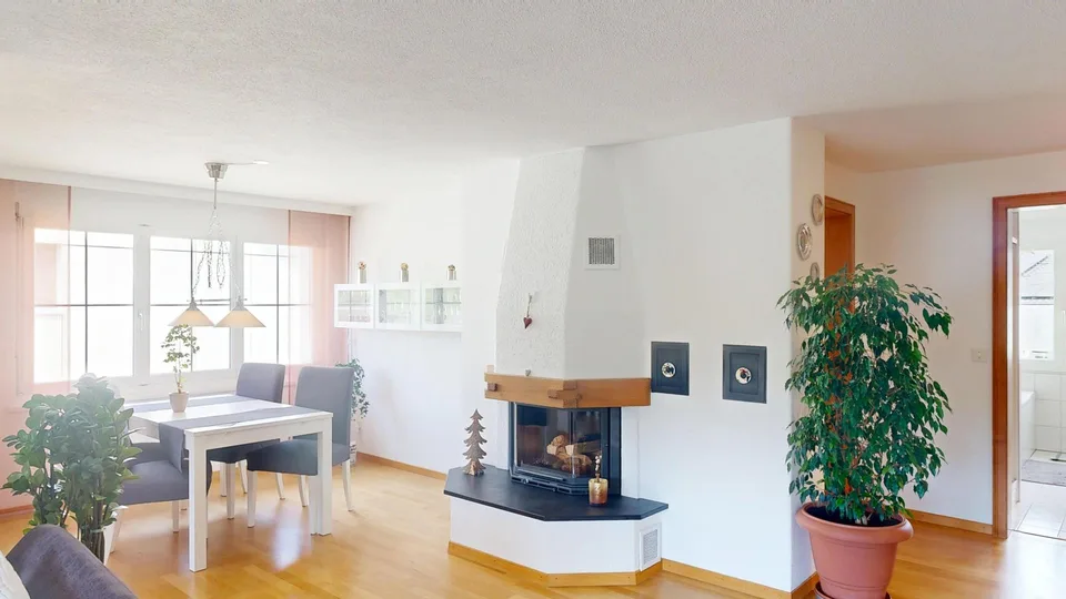 Schöne 3.5 Zimmer Wohnung im grünen