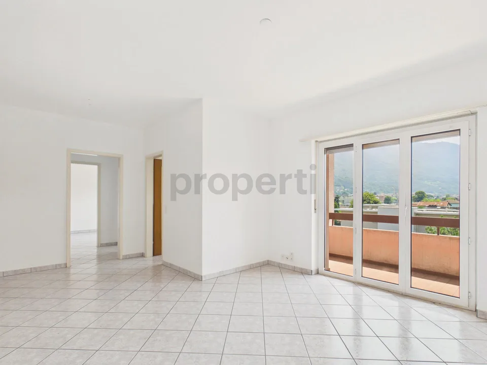 Appartamento con splendida vista in zona Semine- residenza primaria...