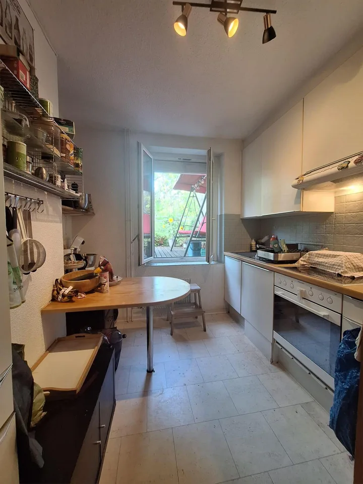 zentrale und doch ruhig gelegene Wohnung