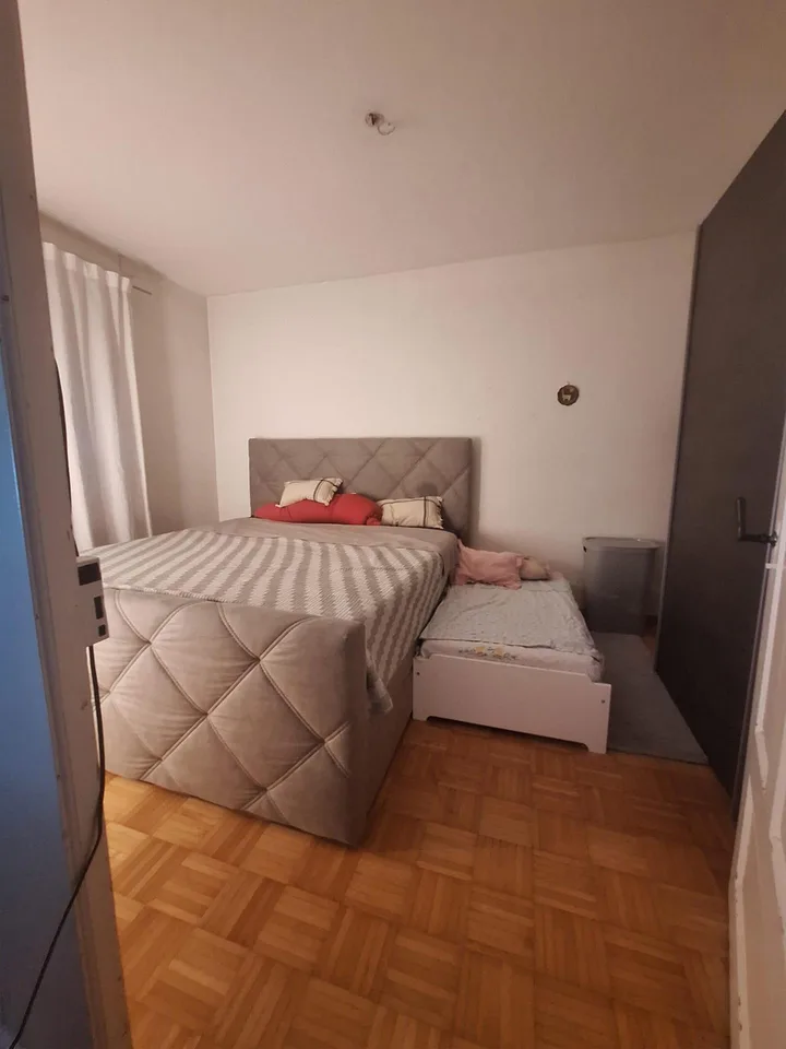 zentrale und doch ruhig gelegene Wohnung