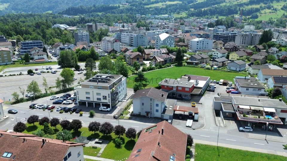 Top-Objekt Goldau: Jetzt investieren in Wohn und Geschäftshaus mit ...