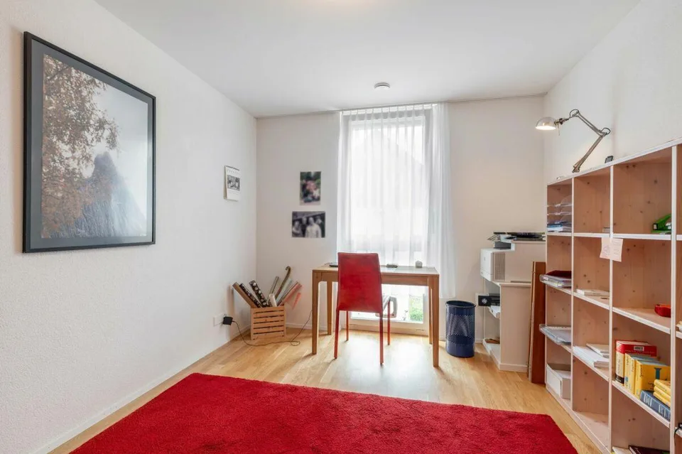Moderne 5.5-Zimmer-Terrassenwohnung mit wunderbarem Blick auf die Aare – photo 9 sur 22
