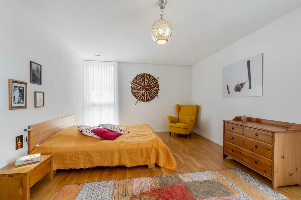 Moderne 5.5-Zimmer-Terrassenwohnung mit wunderbarem Blick auf die Aare – photo 7 sur 22
