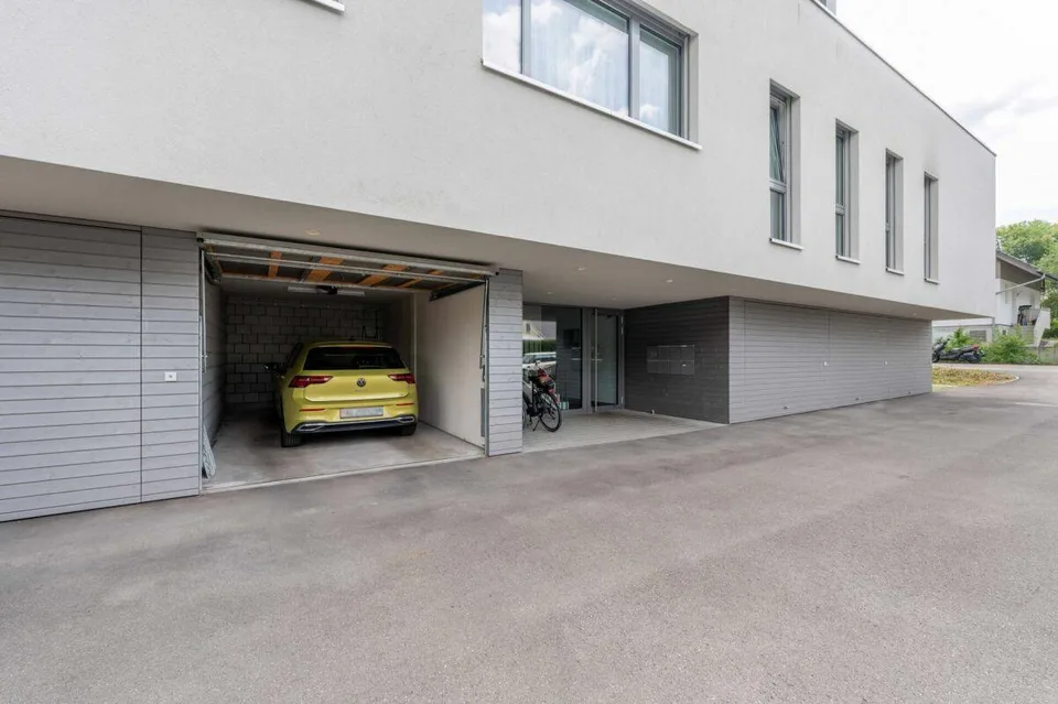 Moderne 5.5-Zimmer-Terrassenwohnung mit wunderbarem Blick auf die Aare – photo 19 sur 22