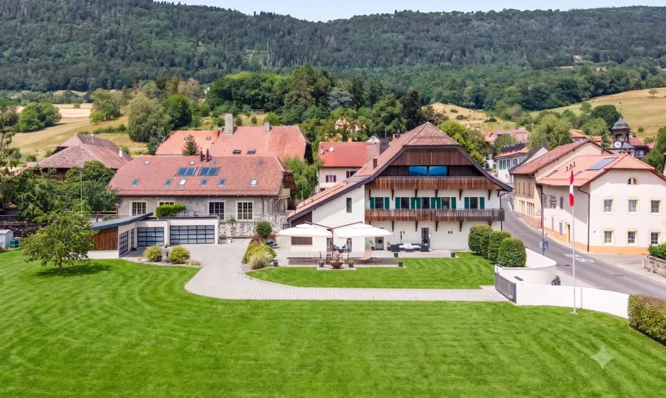 Außergewöhnliche Villa in Fontaines-sur-Grandson