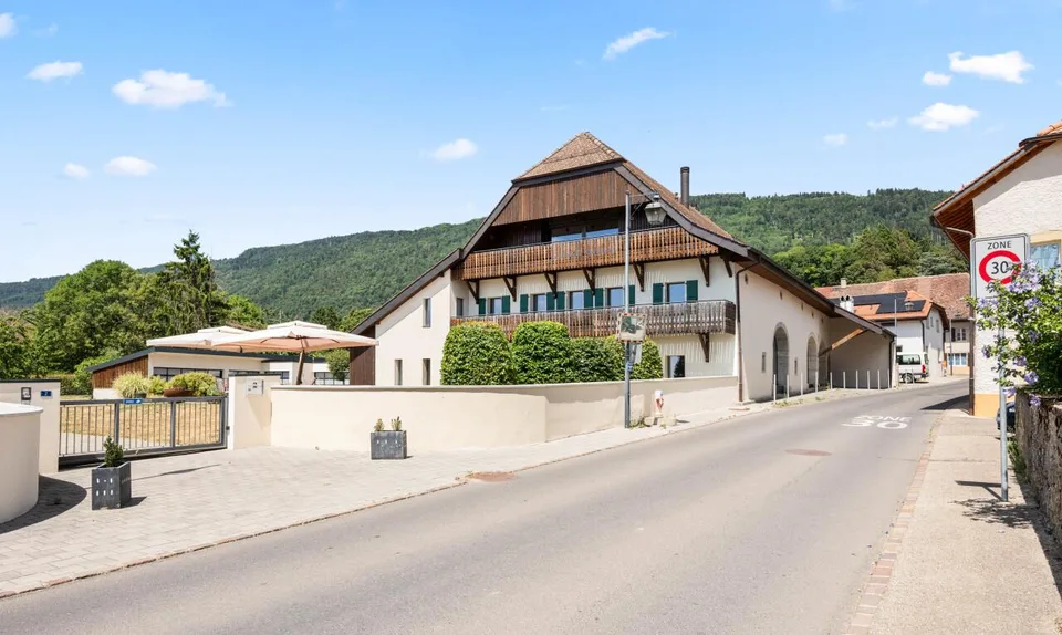 Außergewöhnliche Villa in Fontaines-sur-Grandson
