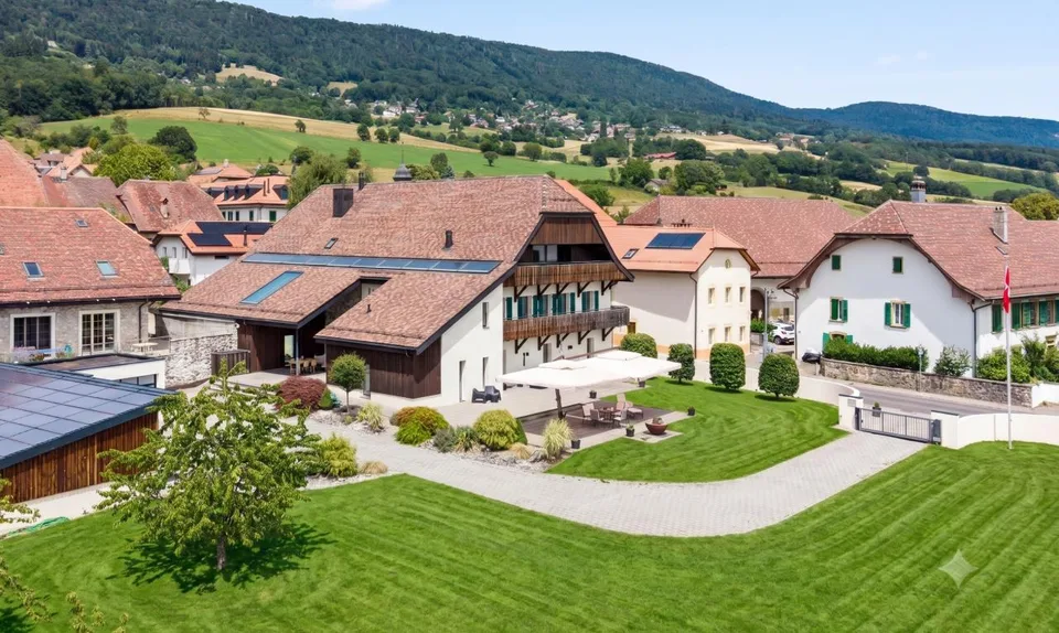 Villa d'exception à Fontaines-sur-Grandson