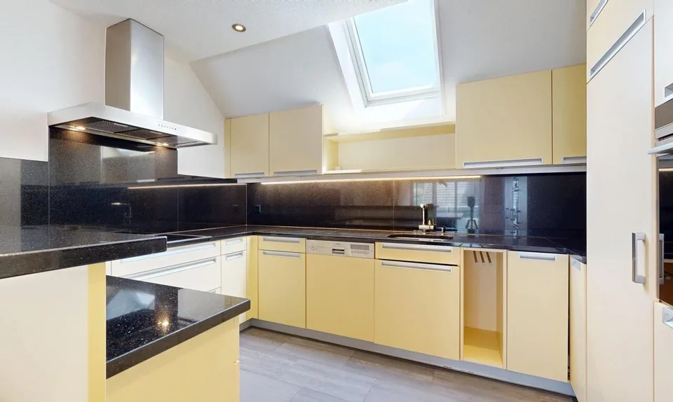 Wohnen auf zwei Ebenen - Stilvolle 4.5 Zimmer-Maisonettewohnung