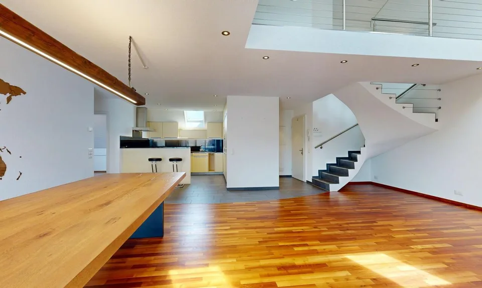 Wohnen auf zwei Ebenen - Stilvolle 4.5 Zimmer-Maisonettewohnung