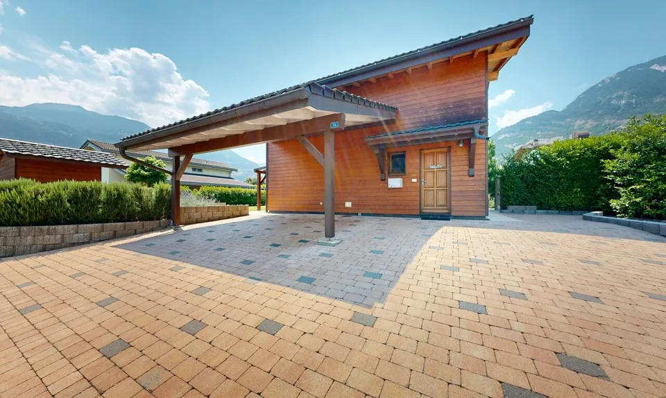 House 6.5 with large plot, garden and solar heating – photo 7 of 18