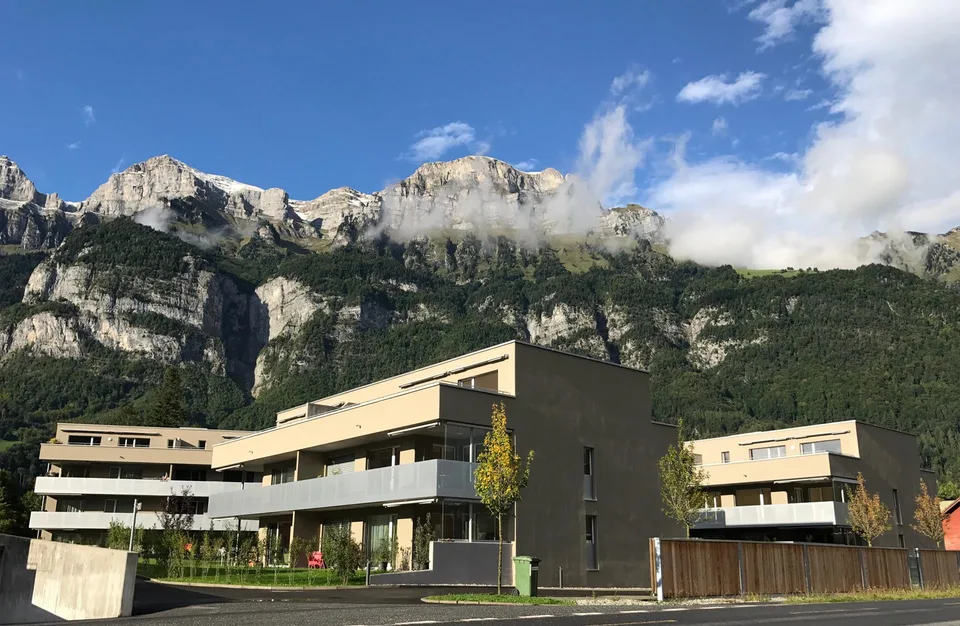 Spazioso, soleggiato e vicino al lago di Walensee