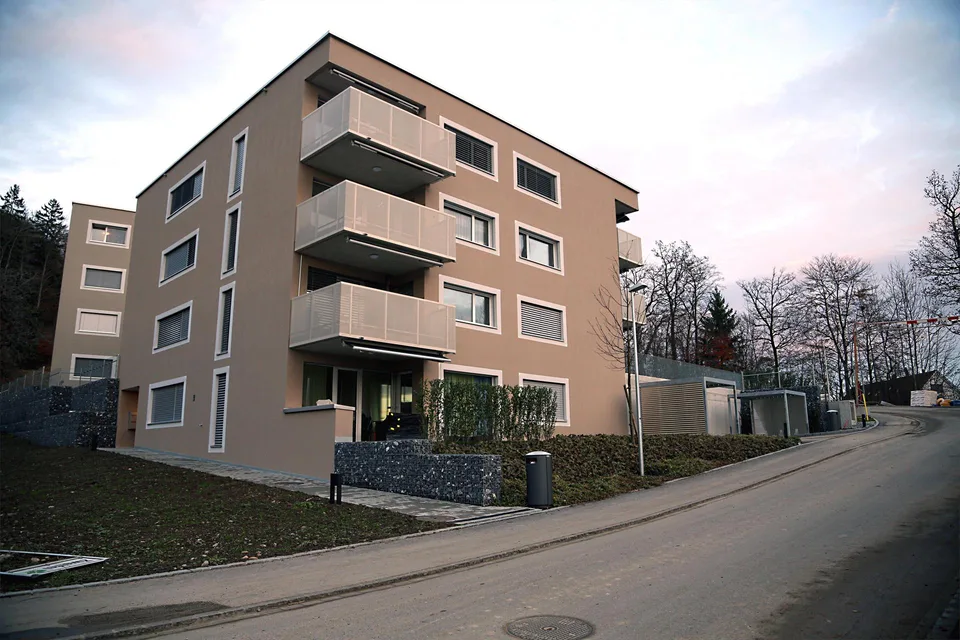 Modernes Zuhause in idyllischer Lage -  2.5 Zimmerwohnung in Wald ZH