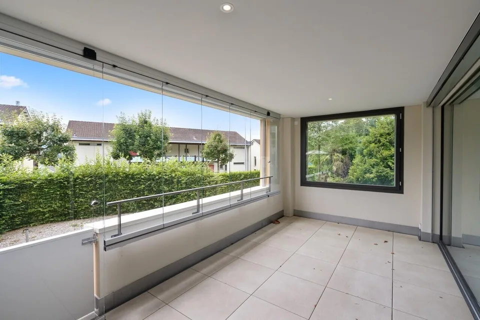 Helle 3.5-Zimmer-Wohnung in Greppen – modern, ruhig und seenah