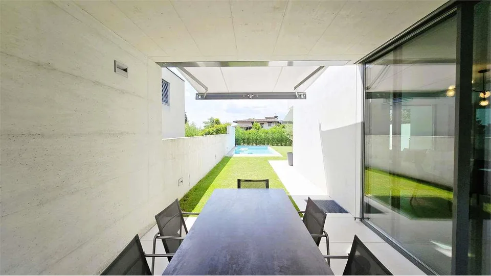 Villa Minergie avec piscine à Villa Luganese