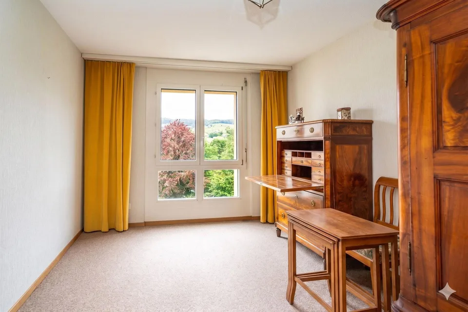 Appartement lumineux 4.5 pièces avec place de parking à Bolligen