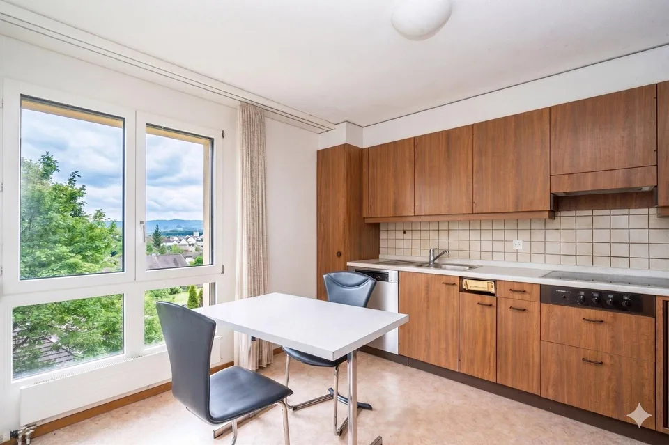 Appartement lumineux 4.5 pièces avec place de parking à Bolligen