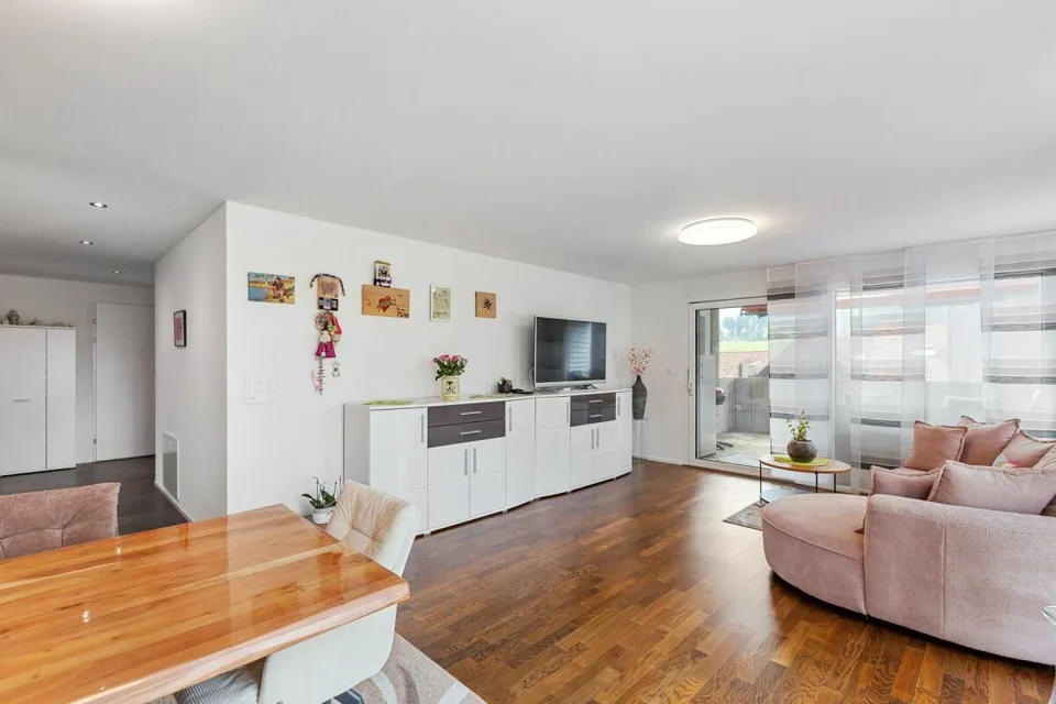 Appartement moderne 4.5 pièces avec vue sur les Alpes – photo 6 sur 14