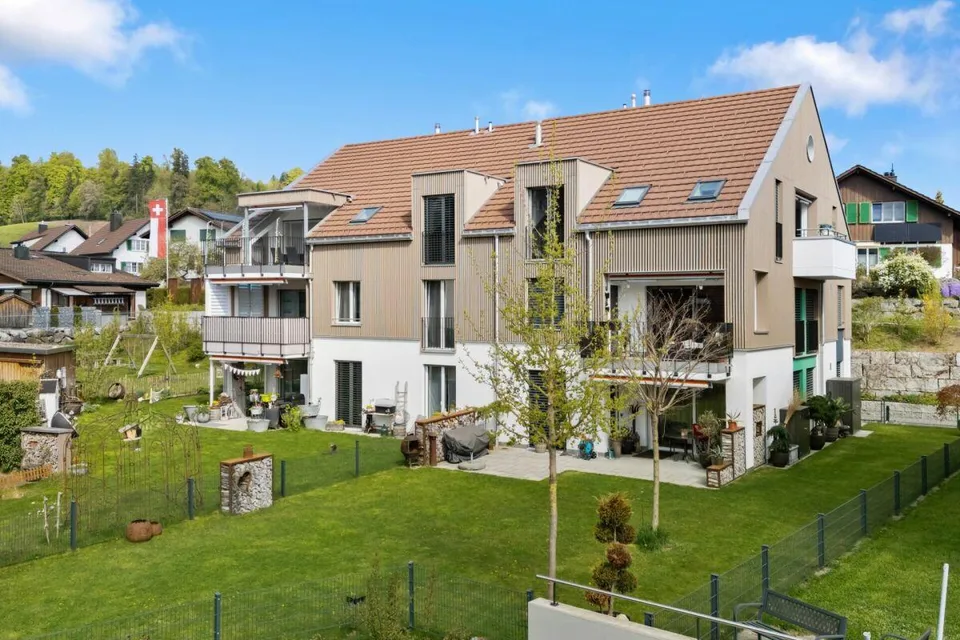 Appartamento moderno 4.5 locali con vista sulle Alpi