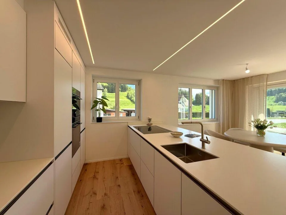 Case a schiera di 5,5 stanze - nuove, moderne, a contatto con la natura