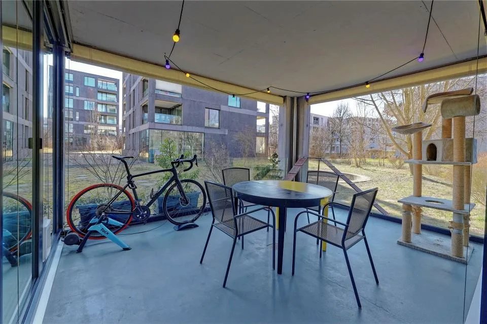 Appartamento moderno 2½ locali con 82 m² e due balconi